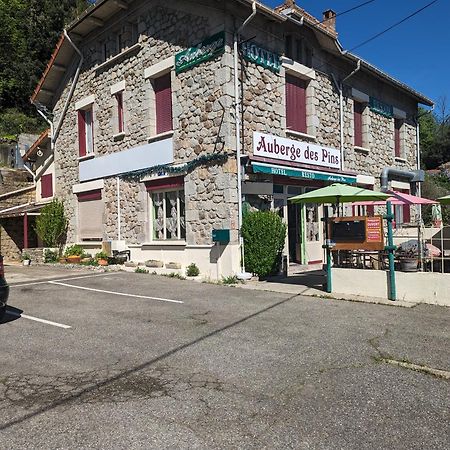 Auberge Des Pins Обена Екстер'єр фото