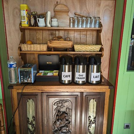 Auberge Des Pins Обена Екстер'єр фото