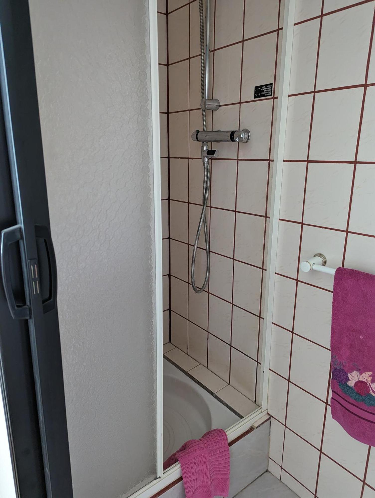 Auberge Des Pins Обена Екстер'єр фото