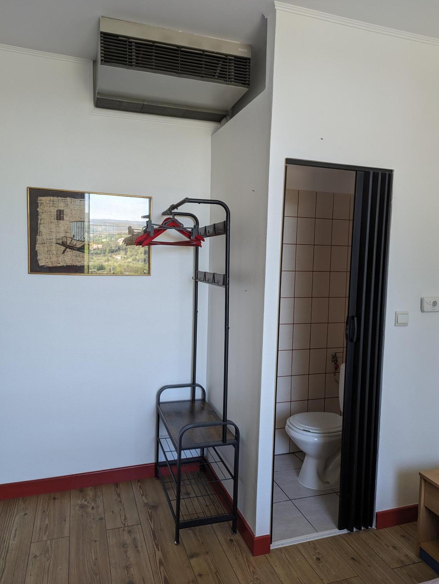 Auberge Des Pins Обена Екстер'єр фото