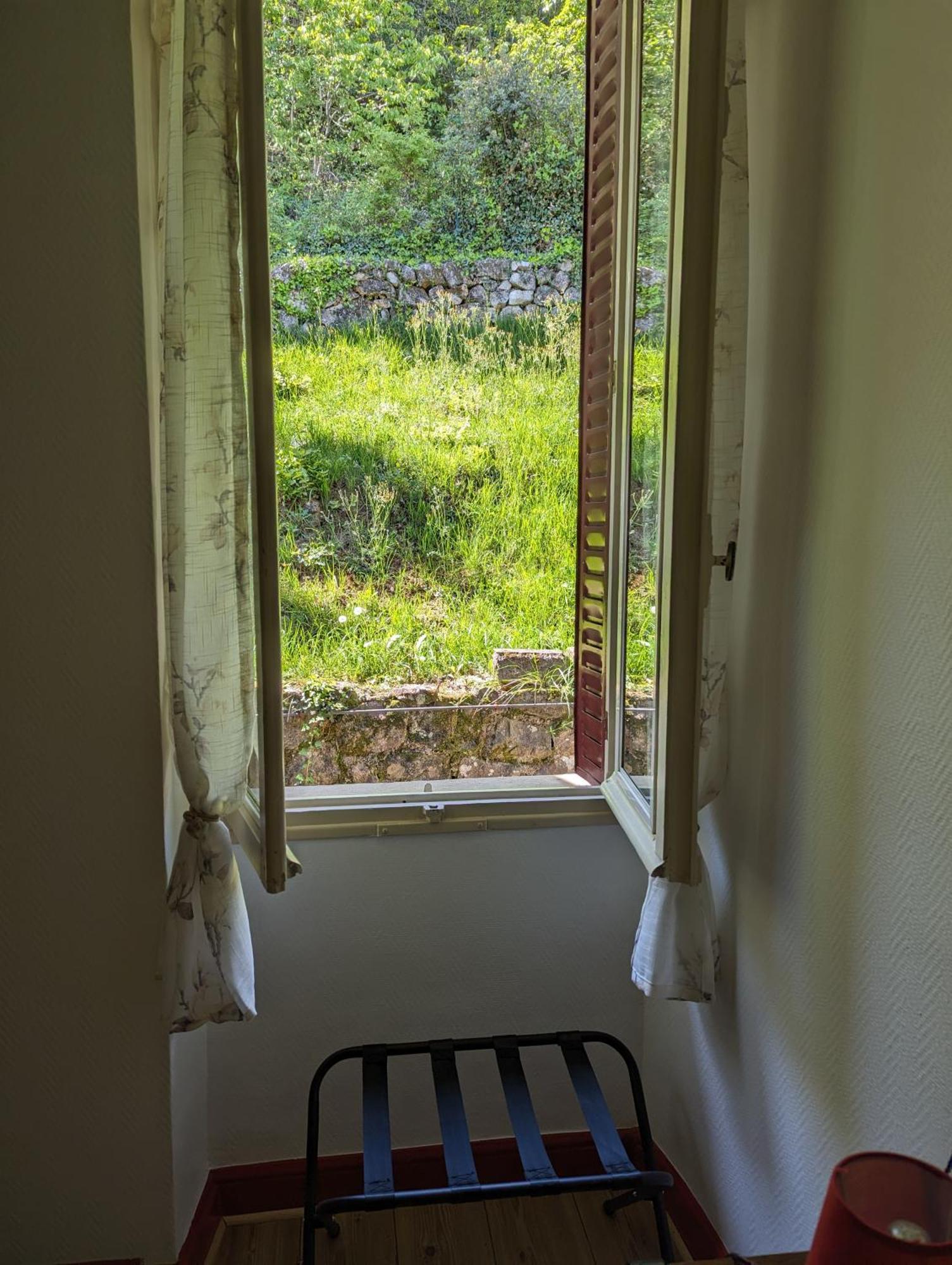 Auberge Des Pins Обена Екстер'єр фото