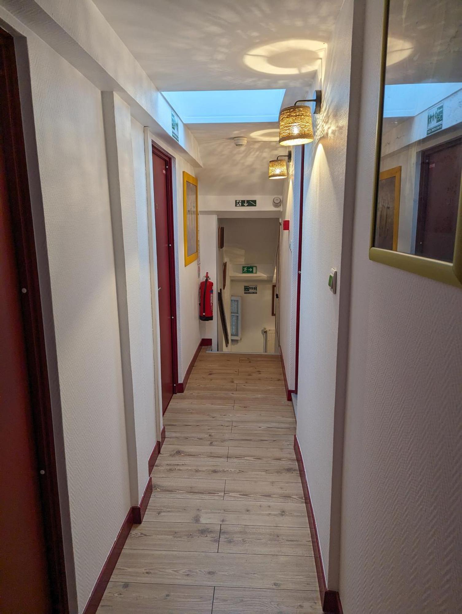 Auberge Des Pins Обена Екстер'єр фото