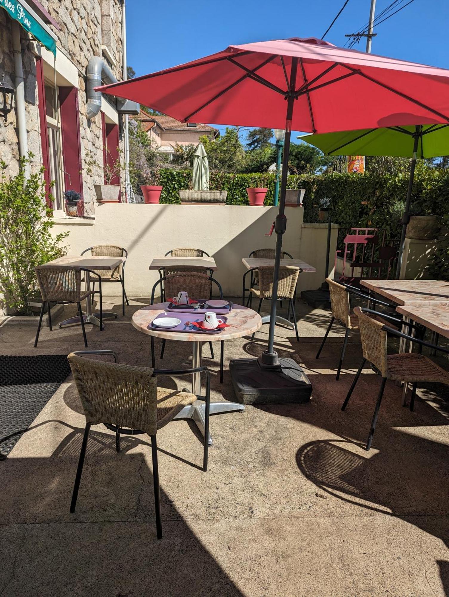 Auberge Des Pins Обена Екстер'єр фото