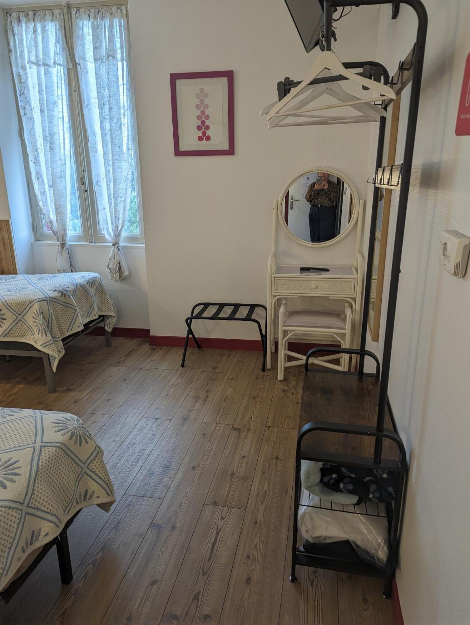 Auberge Des Pins Обена Екстер'єр фото