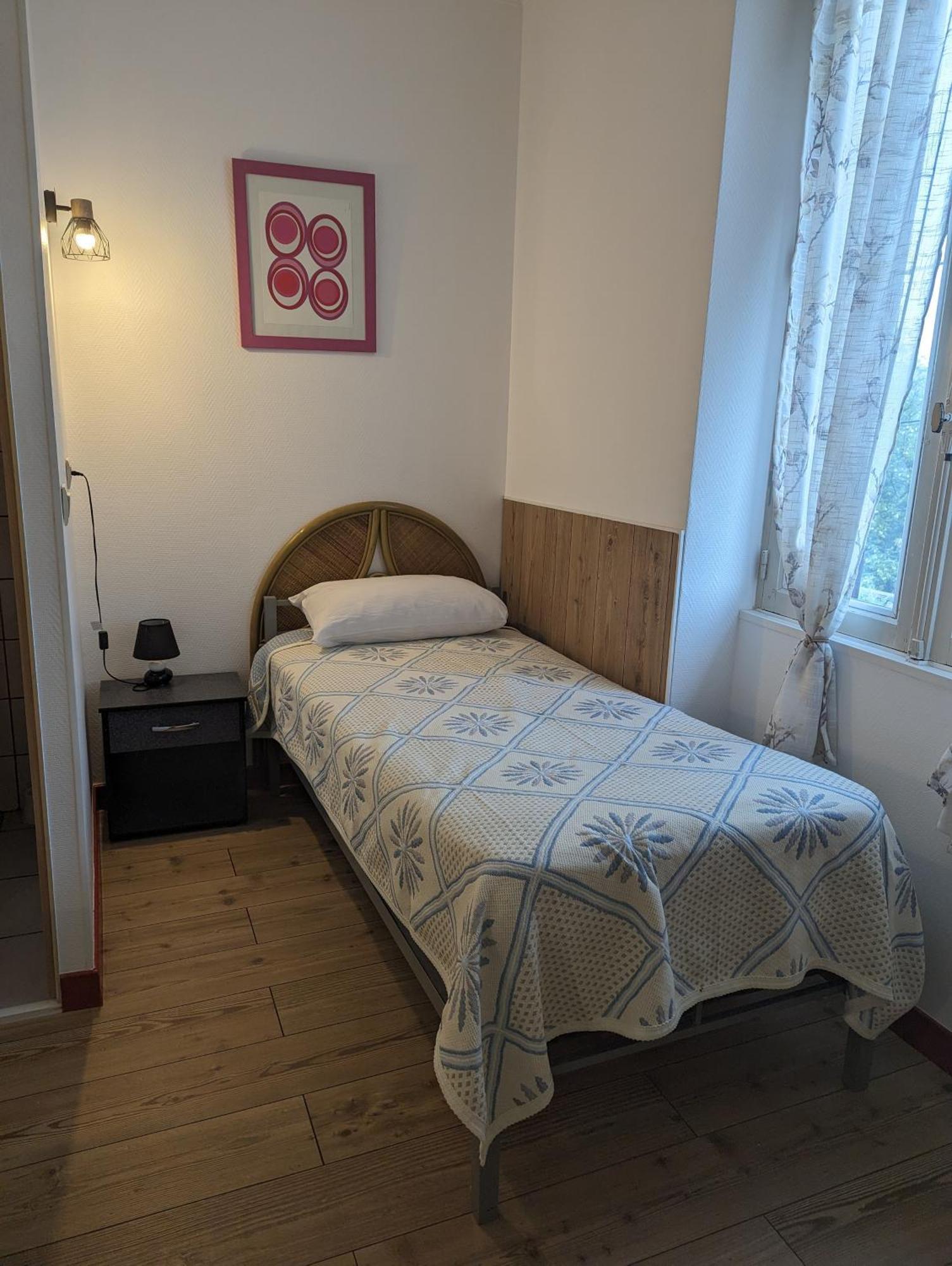 Auberge Des Pins Обена Екстер'єр фото
